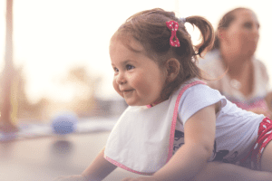 איך בוחרים טרמפולינה לתינוק - מה חשוב לשים לב לפני שקונים?