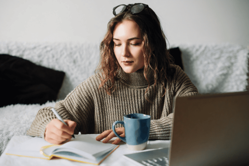 תרגום מאמרים בפסיכולוגיה - סטודנטים יכולים לסיים את התואר בפסיכולוגיה עם מאמרים מתורגמים לעברית